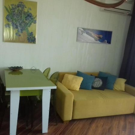 Apartment On Kobaladze Str 2 Batumi Kültér fotó